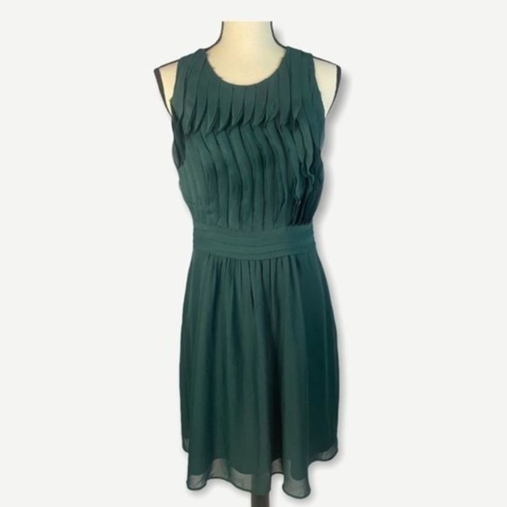 LOFT Sleevless Ruffled Bodice Green Dress 6